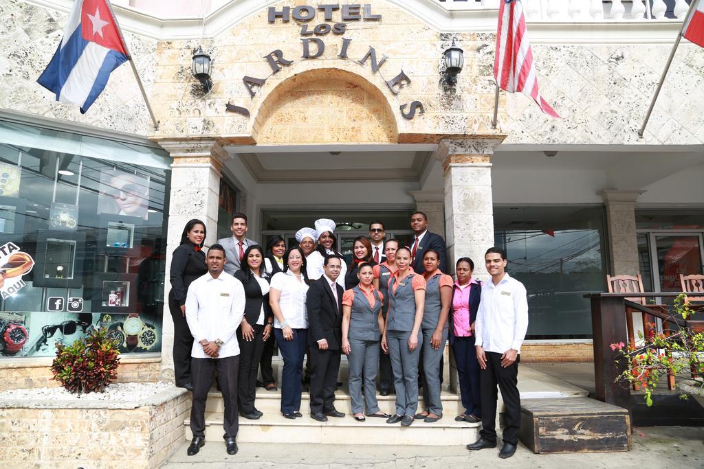 Hotel Los Jardines 산티아고 데 로스 카바예로스 외부 사진