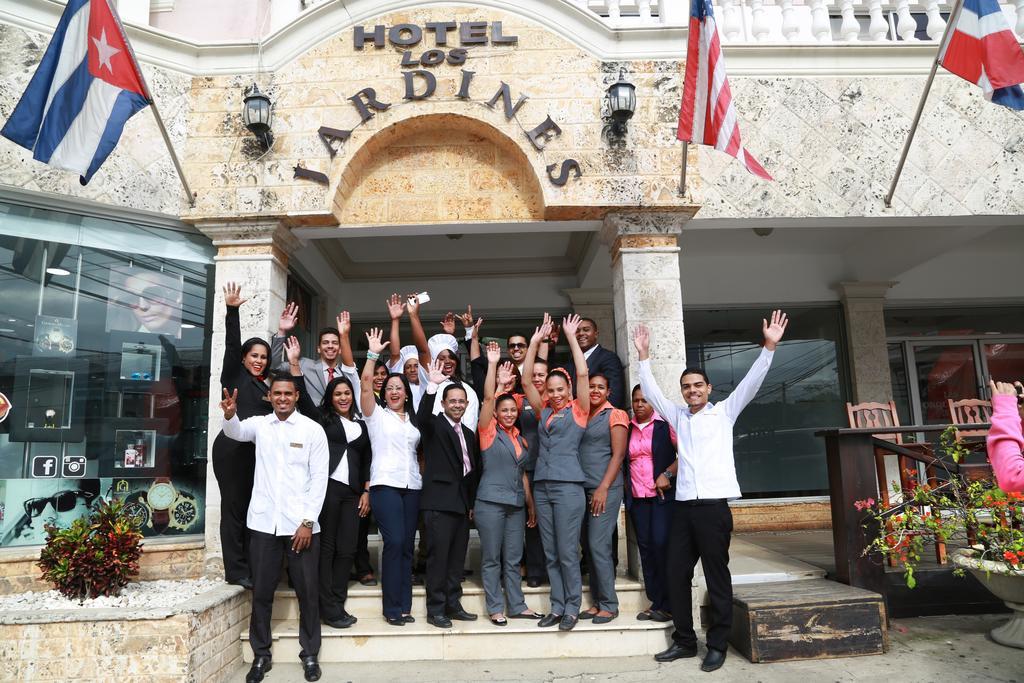 Hotel Los Jardines 산티아고 데 로스 카바예로스 외부 사진